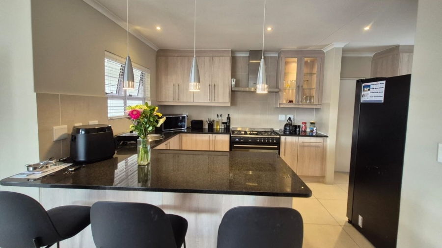 3 Bedroom Property for Sale in Sunningdale Western Cape